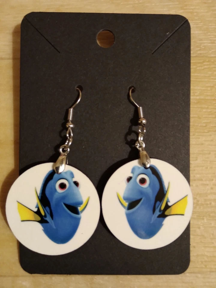 Pendientes Dory Absolutamente Adorables De ENCONTRAR A NEMO DISNEY  Foto 1 de 1