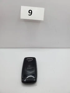 Teléfono celular plegable LG CE-110 AT&T vintage, negro - Imagen 1 de 8