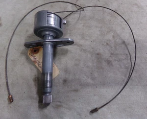 Windshield Wiper Pivot Shaft Housing, RH, 1959/60 Mercury, NOS - Picture 1 of 5