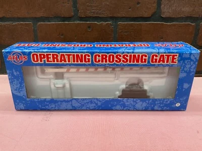 Atlas #6949 Red and White Operating Crossing Gate NEW - Image 1 of 2