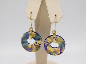 SWEET VINTAGE 14K SOLID YELLOW GOLD MURANO BLUE GOLD GLASS CIRCLE EARRINGS - Picture 1 of 6