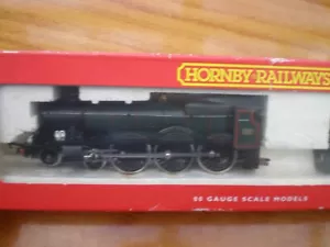 Hornby R 2019 GWR 4-6-0 Locomotive ST Patrick Saint Class - Picture 1 of 11