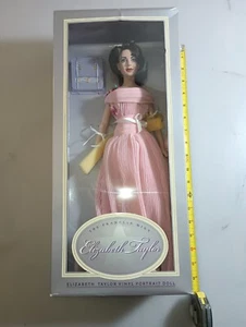 Franklin Mint Elizabeth Taylor Vinyl Portrait Doll. New in Box. - Picture 1 of 4