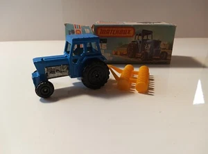 MATCHBOX Tractor Ford carrocería azul arado amarillo Ford Tractor & Harrow - Imagen 1 de 5