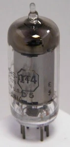 JAN Sylvania 1T4 VT173 DF91 pentode vacuum tube electron valve - Picture 1 of 3