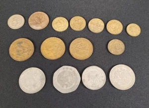 MIXED LOT OF 15 MEXICO COINS : 5 CENTAVOS , UN PESO, DIEZ PESOS, 20 CENTAVOS + - Picture 1 of 2