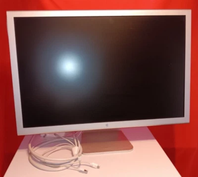 Cinema HD Display Model A1083 DVI LCD Widescreen 30" Monitor - Image 1 of 4