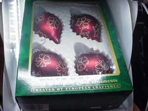 Vintage Commodore Christmas Classics Burgundy & Gold Glass Ornaments Romanian - Picture 1 of 7