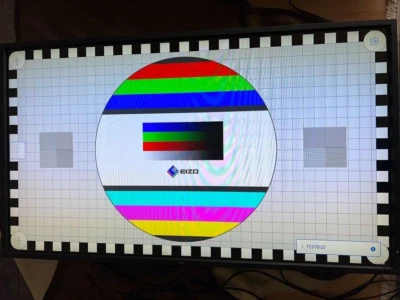 Displays 52" FullHD - Bild 1 von 3