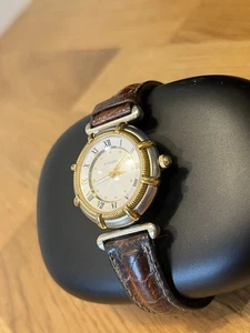 Fossil ~ ES-8590 ~ Gold Tone Women Quartz Watch Leather Band - Picture 1 of 4