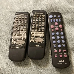 3 Remote Controls RCA Universal JVC LP20034-013 Shuttle Plus Untested - Picture 1 of 4