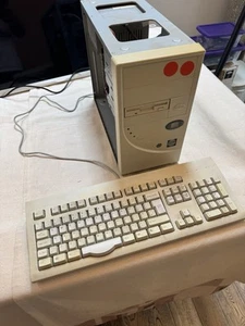 Vintage PC Tower ideal für Dos Gaming etc Sockel 7 - Bild 1 von 18
