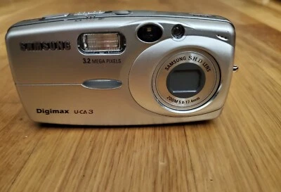 SAMSUNG DIGIMAX U-CA 3 3.2 MP Digital Compact Camera Silver Not Working - Image 1 of 4