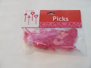 NEW HEART & ARROW PLASTIC PICKS (2 BAGS OF 12 SETS EACH-SET = 1 HEART & 1 ARROW) - Picture 1 of 4