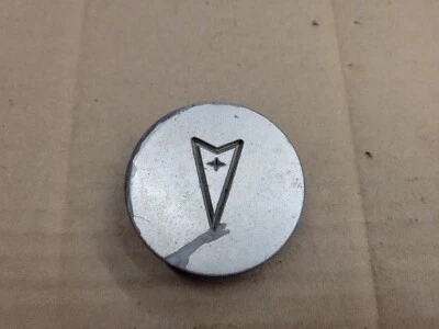 Pontiac OEM 1994-2003 Grand Prix Tran Sport tampa central prata cubo tampa 10207641 - Imagem 1 de 3