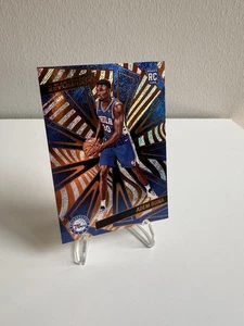 Adem Bona 2024-25 Panini Revolution RC Storm #131 Philadelphia 76ers - Foto 1 di 2