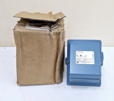 United Electric J400-553 / M201 Pressure Switch Set @ 12 PSI Fall 0 to 20 psi - Image 1 of 4