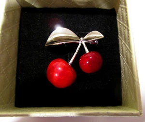Red Cherries Pin 1" X 1" - Picture 1 of 2