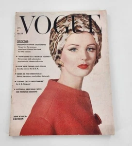 Vtg Vogue Magazine October 15 1961 Dorothy McGowan AUDREY HEPBURN William Klein - Imagen 1 de 4