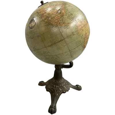 Principios del siglo XX Globo terrestre de 8 pulgadas Nystrom sobre soporte de hierro Foto 1 de 4