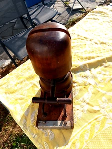 FORME A CHAPEAU 19 EME - Picture 1 of 4