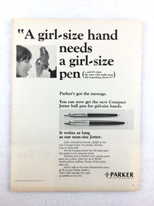 Parker Kugelschreiber Vintage 1966 PRINT AD A Girl-Size Hand Needs Girl-Size Pen - Bild 1 von 1