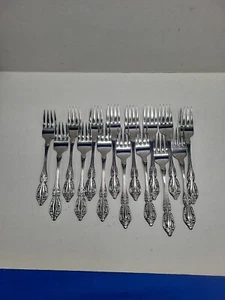 15 Oneida Raphael Salad Fork Set Distinction Deluxe Stainless Steel Lot VG Cond - Picture 1 of 10