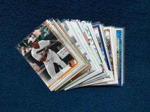 Cedric Mullins 30 Karten Lot🔥2019-2025 * 5 Rookies! Keine Duplikate👍Siehe Bilder👌 - Bild 1 von 17