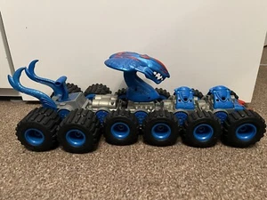 Vintage 1999 TOMY Mad Masher Monster Machine Cobra Snake Truck Rare Collectors - Bild 1 von 14
