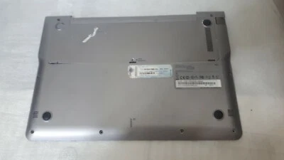 SAMSUNG NP530USB COVER DI SOTTO +COVER RAM E HARD DISK - Image 1 of 2