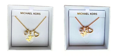 Collar Michael Kors tono oro rosa calado corazón logotipo MK 3 dijes precio de venta sugerido por el fabricante: $125 Foto 1 de 4