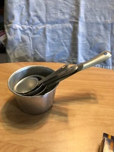 Aluminum measuring cups; set of 4 and 3 aluminum spoons - Picture 1 of 2