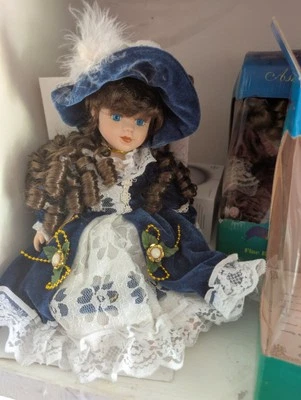 Ashely Belle fine bisque porcelain dolls - Image 1 of 2