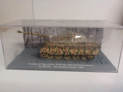 Pz.Kpfw.VI Tiger II Ausf. B(SD.Kfz. 182) Torreta Porsche sch.-Pz.Abt.503-Normandy Foto 1 de 4