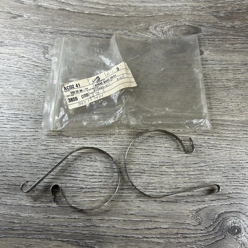 Husqvarna 530029874 Brake Band 36 41 141 136 142 Saws Nos Oem Lot Of 2 Foto 1 de 4