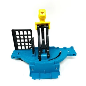 2014 Mattel Imaginext Hall of Justice Playset Top Cannon solo parte di ricambio - Foto 1 di 5