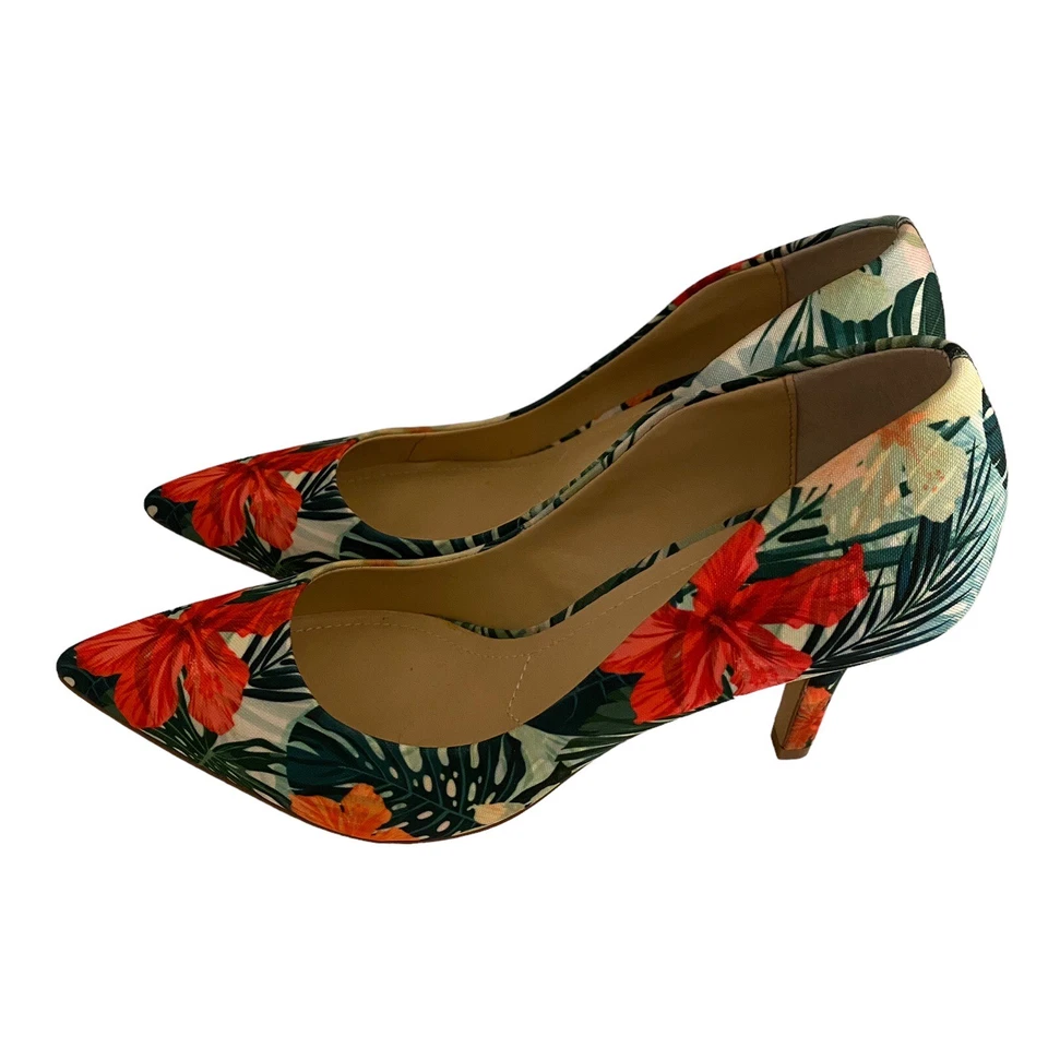 Tacones de aguja con estampado de hibisco tropical Charles by Charles David para mujer talla 7M Foto 1 de 4