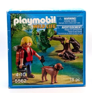 NEW Playmobil Wild Life Set 5562 Backpacker & Beaver Playset in Worn Box - Bild 1 von 8