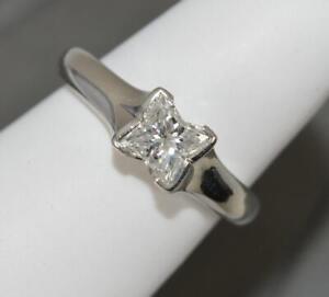BOODLES Vvs E/F 0.70ct Diamond and Platinum Solitaire Engagement Ring