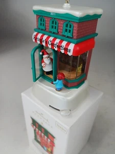 Hallmark Keepsake Ornament "Kringle's Confections" 2011 #2 en serie Navidad - Imagen 1 de 16