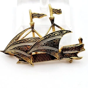 Vintage Signed Spain Damascene Spanish Ship Boat Brooch Gold Black Nautical - Picture 1 of 5