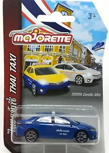 Majorette Toyota Corolla Altis Thai Taxi dunkelblau 1:61 3" im langen Paket - Bild 1 von 4