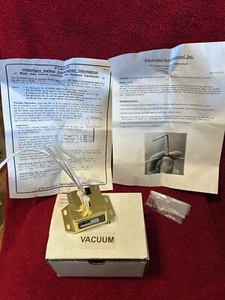 ELECTRONICS INTERNATIONAL PT-05DIFF VACUUM PRESSURE TRANSDUCER NEW IN BOX - Picture 1 of 8