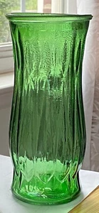"Florero de vidrio E O Brody verde esmeralda 9"" Cleveland Ohio vintage" - Imagen 1 de 3