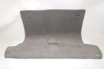 Tapete Toyota 4Runner 03-09 acabamento do porta-malas traseiro cinza, B002, fabricante de equipamento original, 2003, 2004, 2005 - Imagem 1 de 4