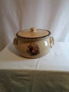 2002 Home and Garden Party Stoneware Floral Bean Pot With Lid. EC - Picture 1 of 10