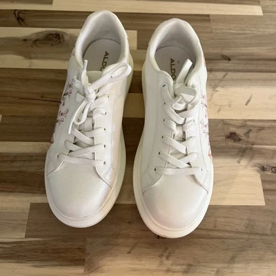 Nuevo Albo cuero blanco con flores talla 8 Foto 1 de 4