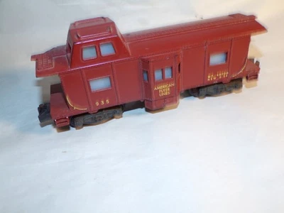 Original Vintage American Flyer S Gauge 935   Bay Window Caboose 1957 for parts - Image 1 of 3