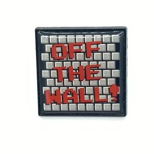 Off The Wall Vans Nintendo Super Mario Bros Promotional Pin - Picture 1 of 3