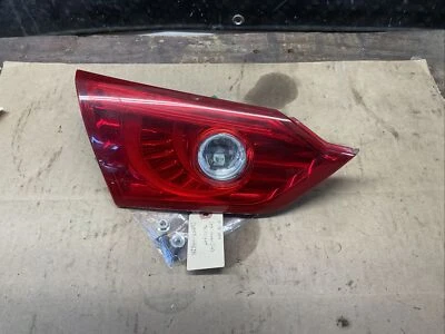 Conjunto de lámpara de luz trasera interior lateral izquierda Infiniti Q50 14-16 26555-4HB1B Foto 1 de 4